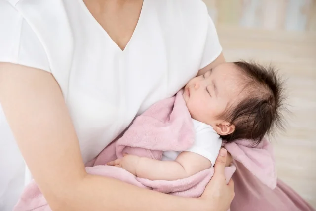 赤ちゃんの寝かしつけイメージ
